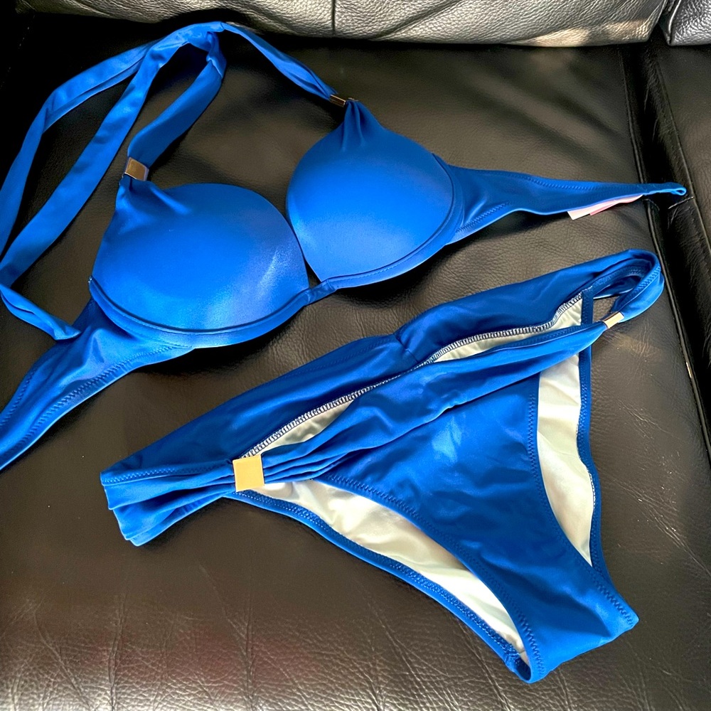 Victoria’s Secret Bikini
